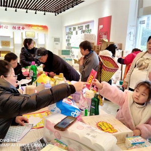 播州紫薇社区：商品进小区 购物有补贴 消费很幸福